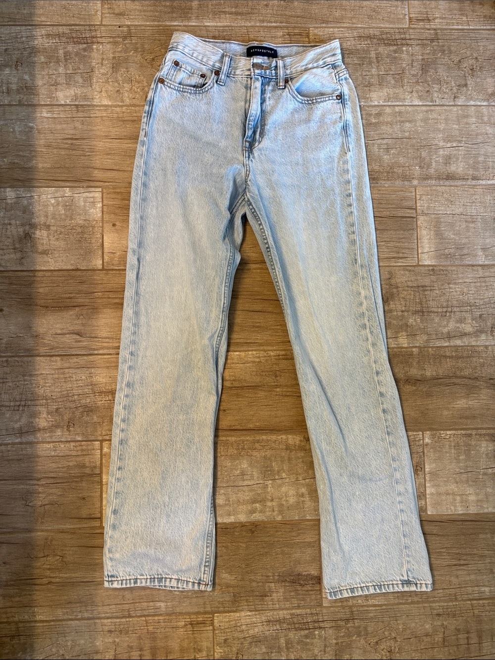 Aeropostale High-Rise 90’s Baggy Style Light Wash Women's Jeans